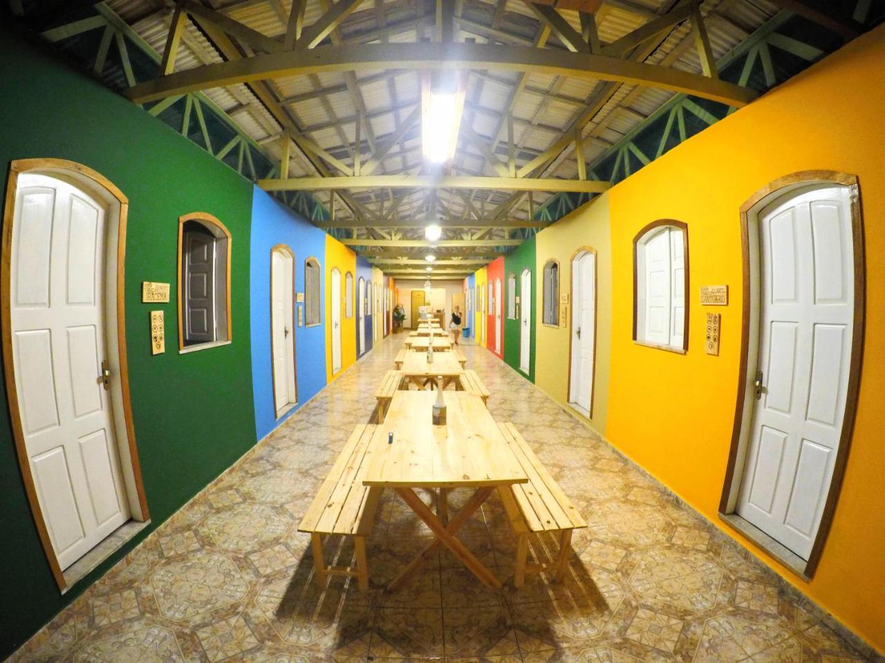 Hostel Da Milla Presidente Figueiredo Buitenkant foto