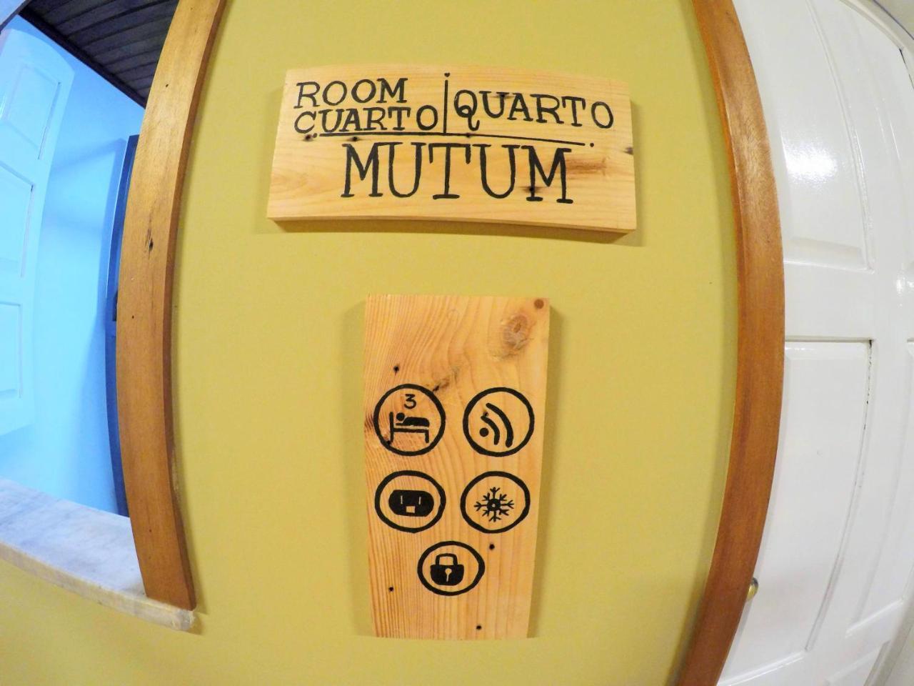 Hostel Da Milla Presidente Figueiredo Buitenkant foto