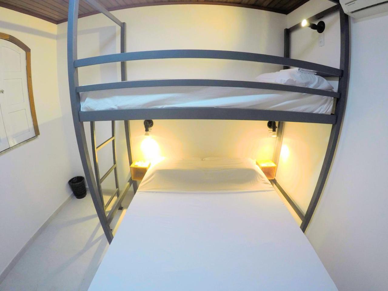Hostel Da Milla Presidente Figueiredo Buitenkant foto